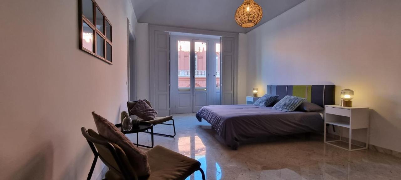 Rossopetruzzelli Apartment Bari Ngoại thất bức ảnh
