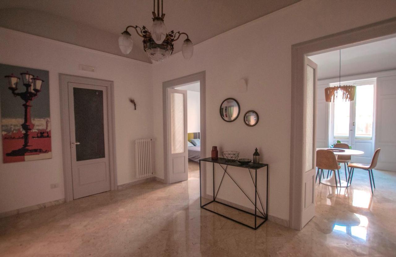 Rossopetruzzelli Apartment Bari Ngoại thất bức ảnh