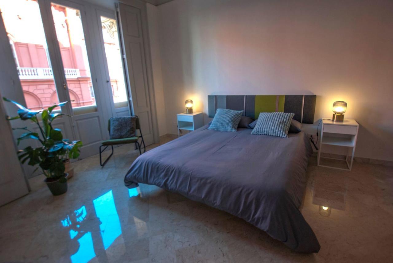 Rossopetruzzelli Apartment Bari Ngoại thất bức ảnh