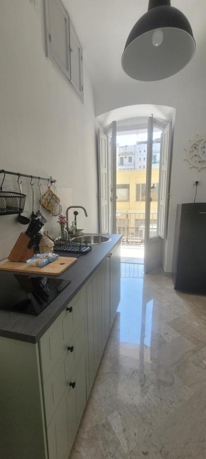 Rossopetruzzelli Apartment Bari Ngoại thất bức ảnh